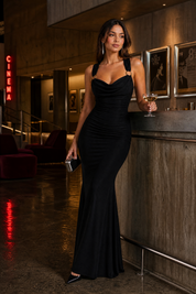Robe longue col bénitier dos nu | Deuxième photo lifestyle | Lounelle Paris