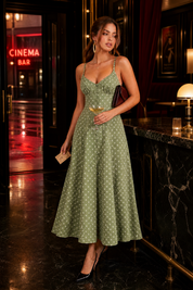 Robe longue verte à pois bretelles | Deuxième photo lifestyle | Lounelle Paris