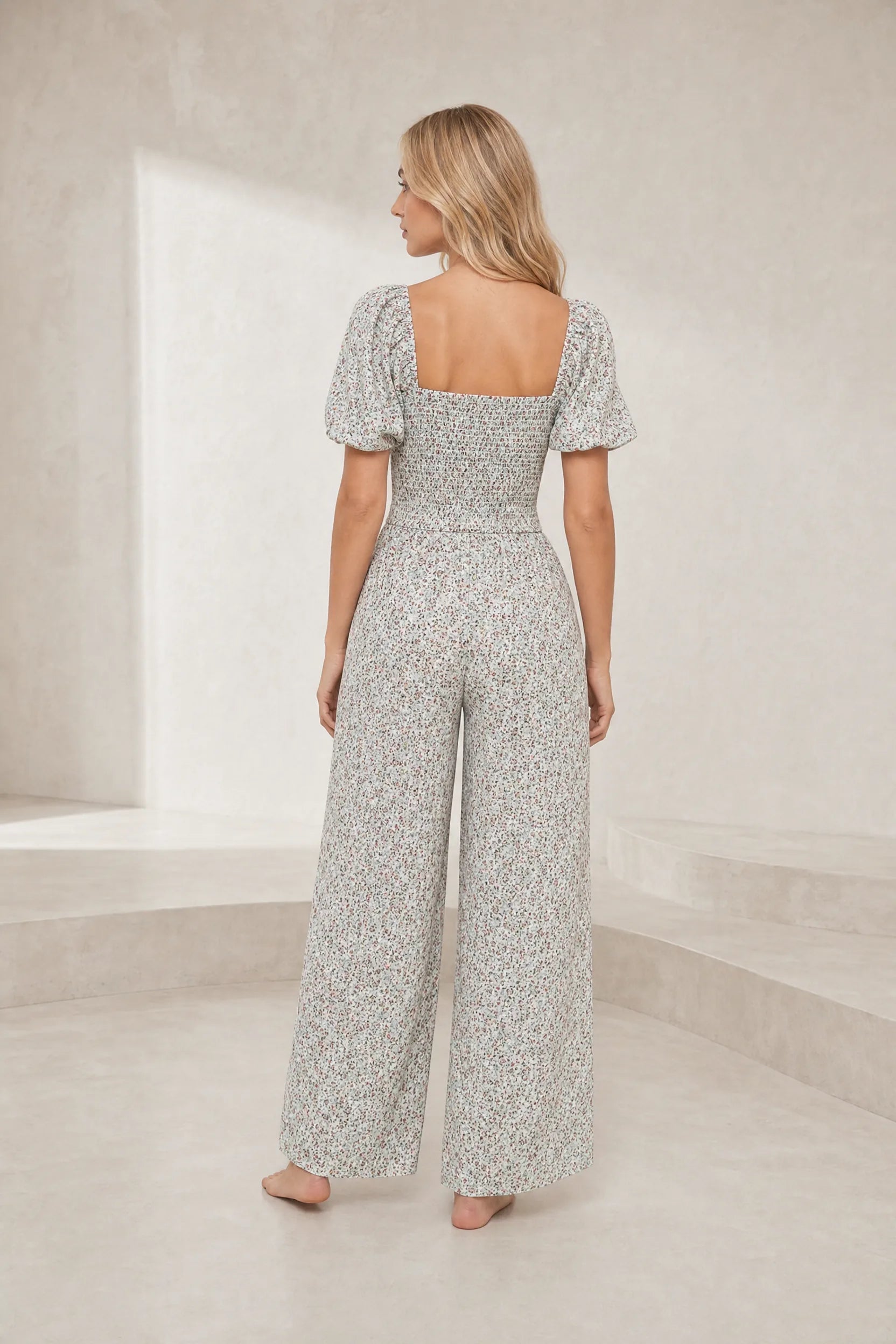 Combinaison fleurie encolure carrée | Lounelle Paris