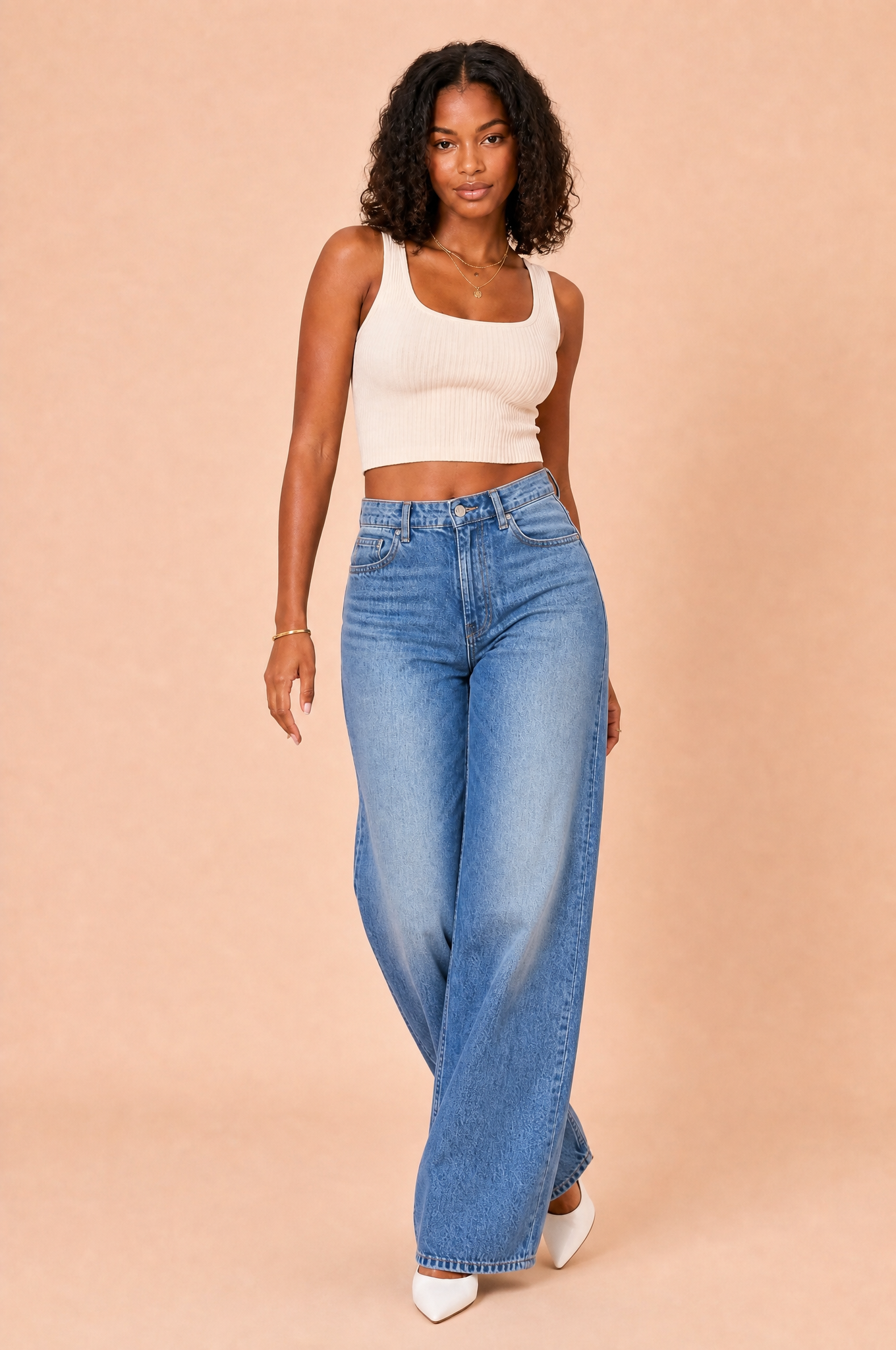 Jean bleu taille haute jambe large | Vue en mouvement | Lounelle Paris