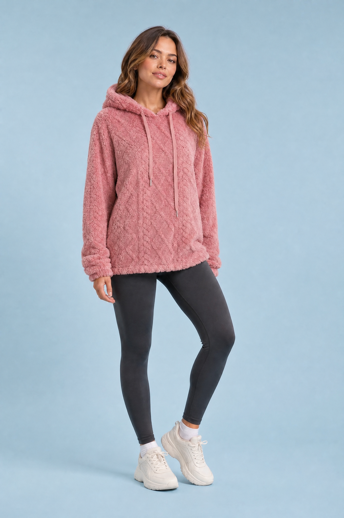 Sweat à capuche ample pelucheux | Variante Rose | Lounelle Paris