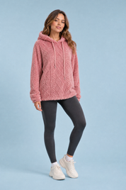 Sweat à capuche ample pelucheux | Variante Rose | Lounelle Paris