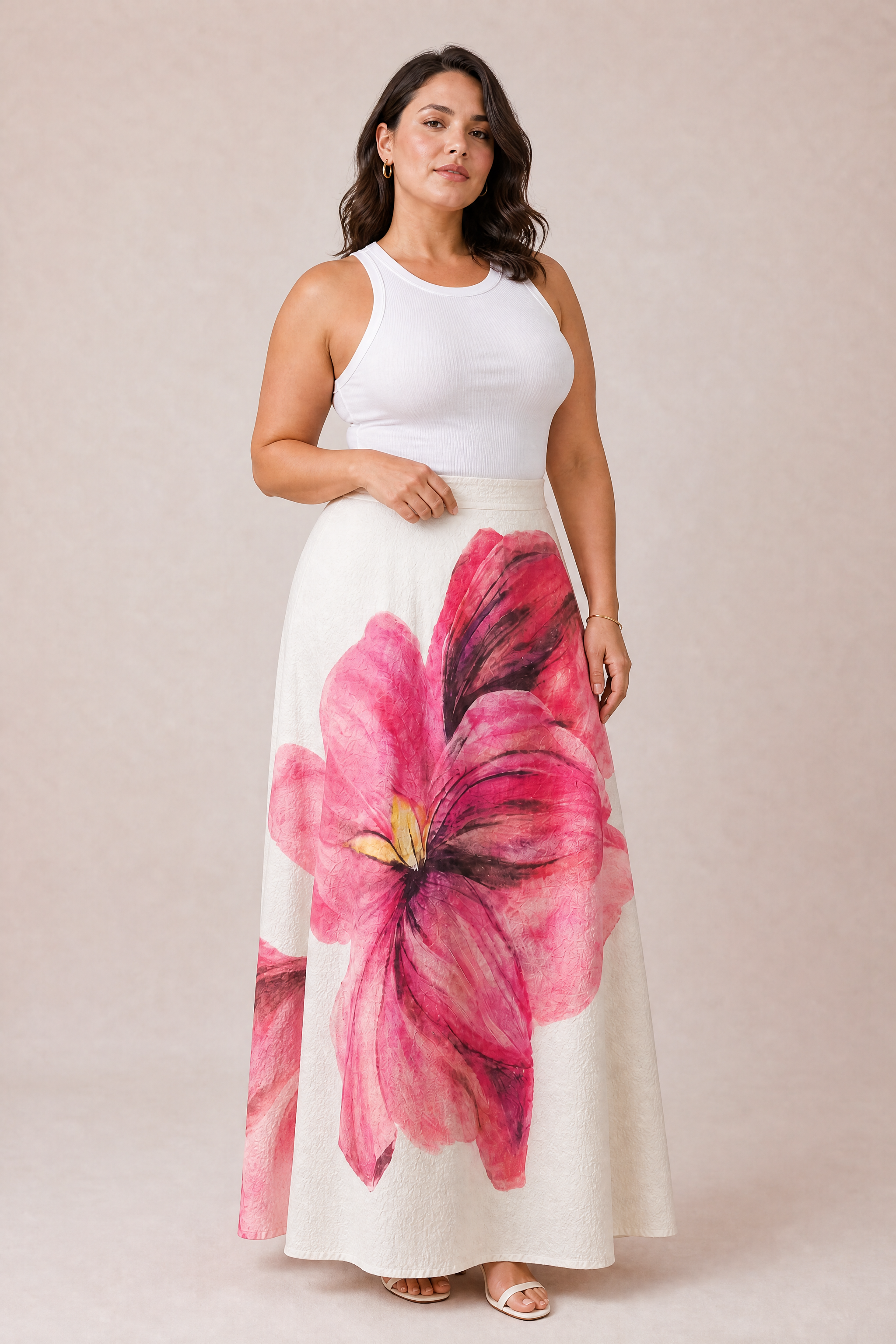 Jupe longue rose à imprimé floral | Porté sur une autre silhouette | Lounelle Paris