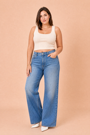 Jean bleu taille haute jambe large | Porté sur une autre silhouette | Lounelle Paris