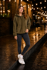Sweat à capuche ample pelucheux | Variante Kaki - Lifestyle | Lounelle Paris