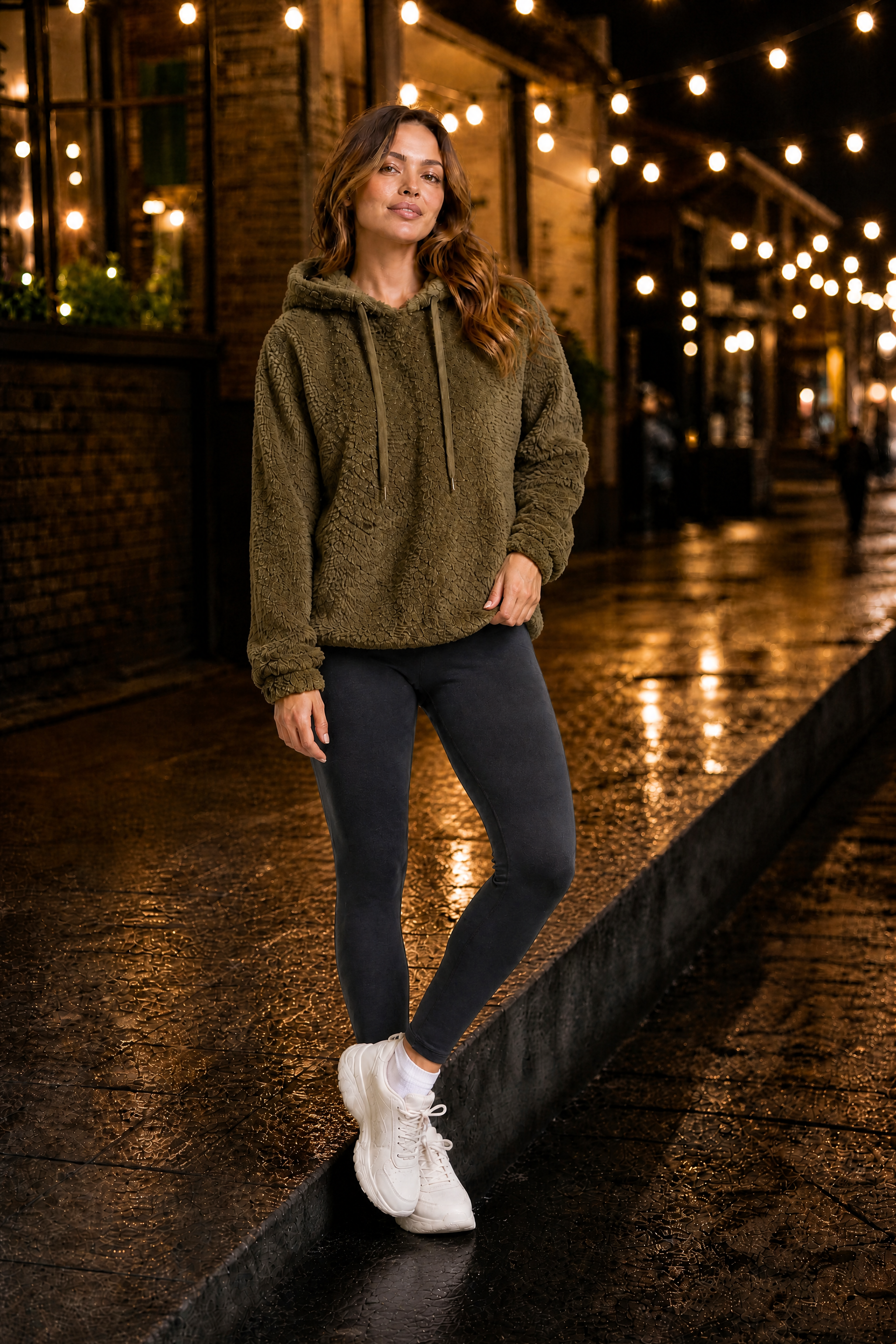 Sweat à capuche ample pelucheux | Variante Kaki - Lifestyle | Lounelle Paris