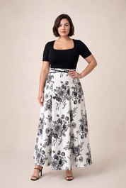 Robe longue bicolore col carré | Porté sur une autre silhouette | Lounelle Paris