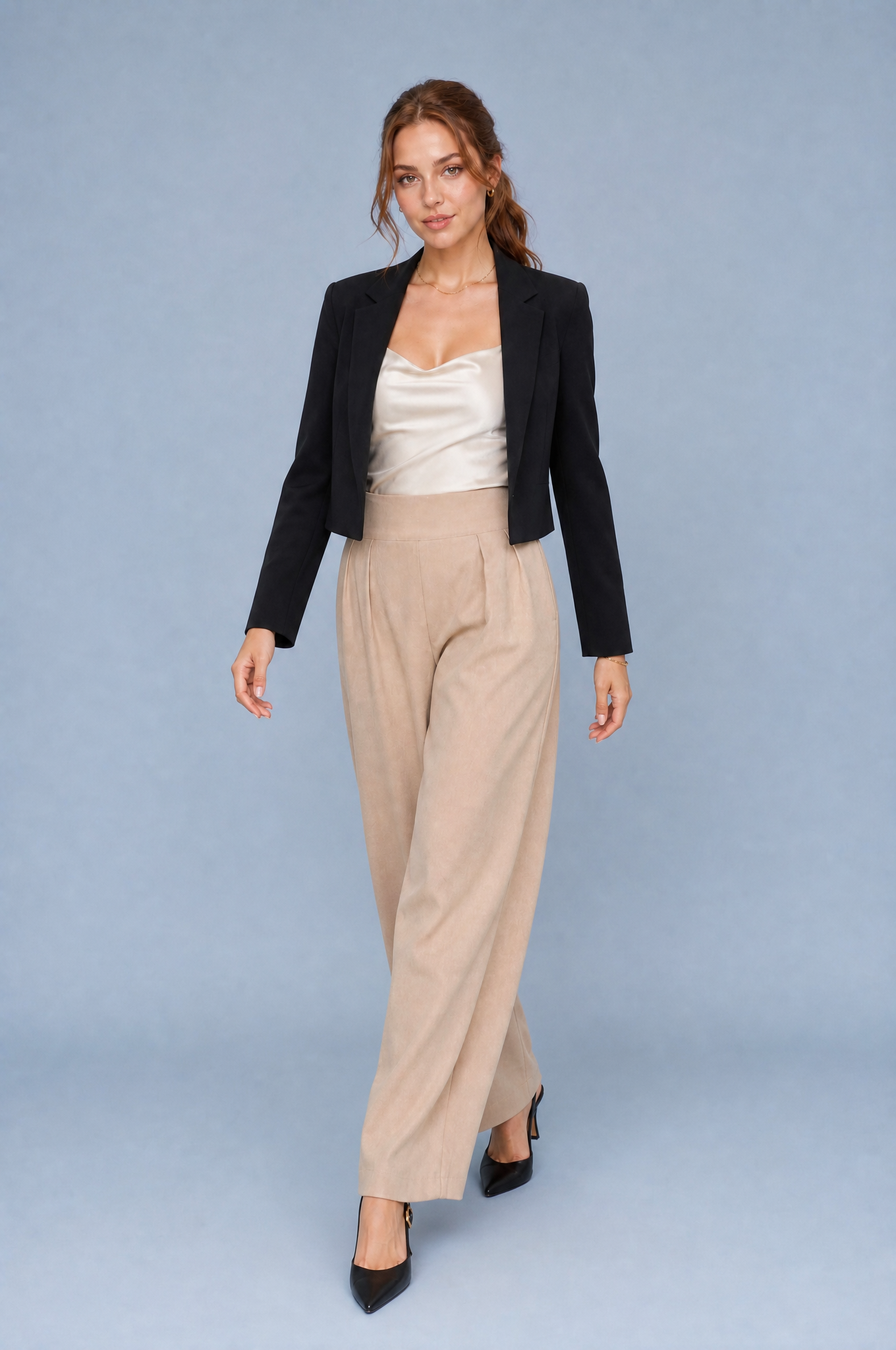 Pantalon large taille haute plissé | Vue en mouvement | Lounelle Paris