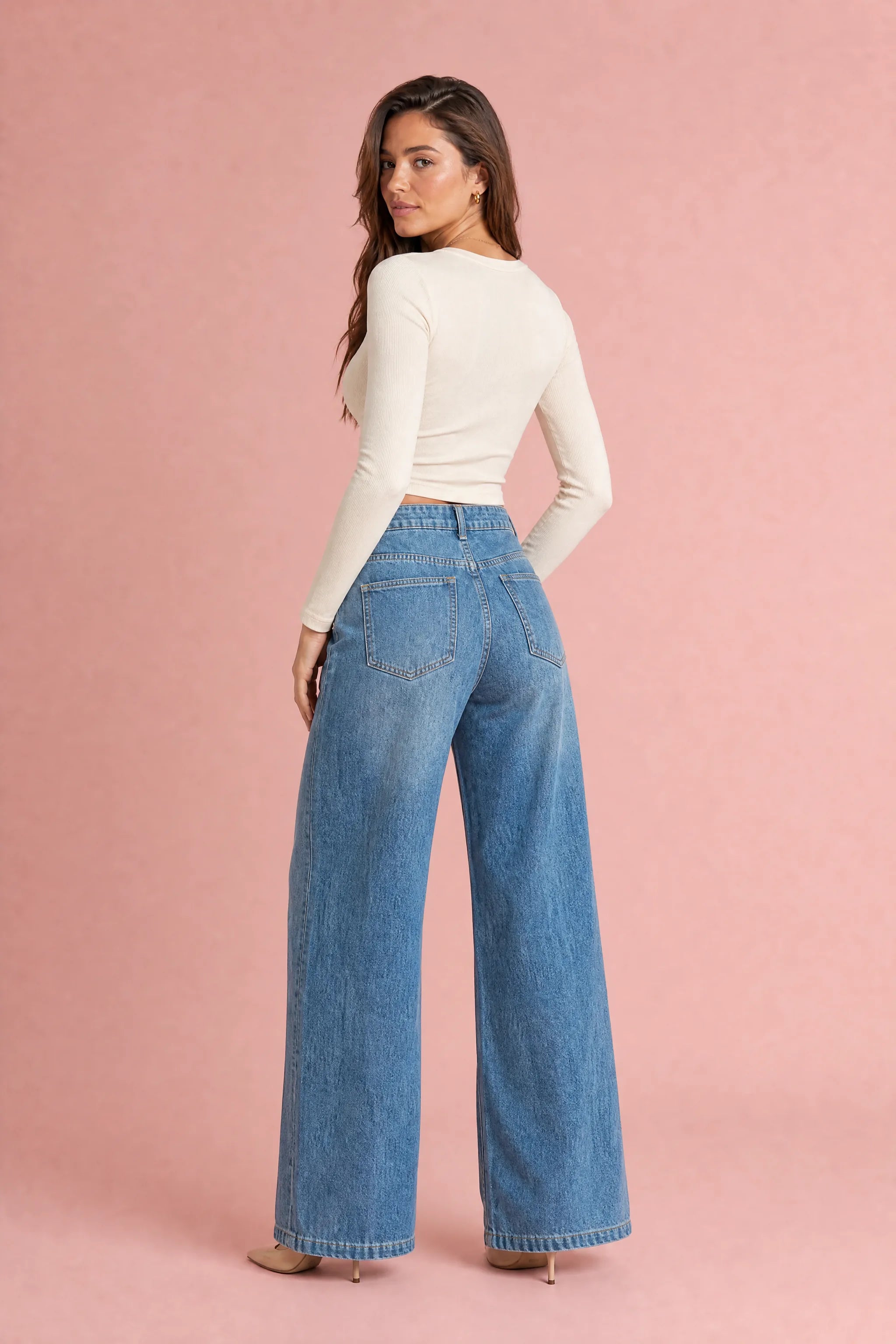 Jean bleu coupe ample taille mi-haute | Vue de dos | Lounelle Paris