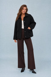 Manteau court ample à boutons | Variante Noir | Lounelle Paris