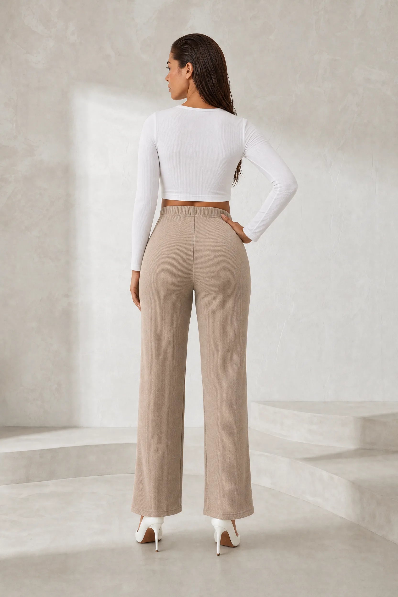 Pantalon beige taille haute fendu | Lounelle Paris