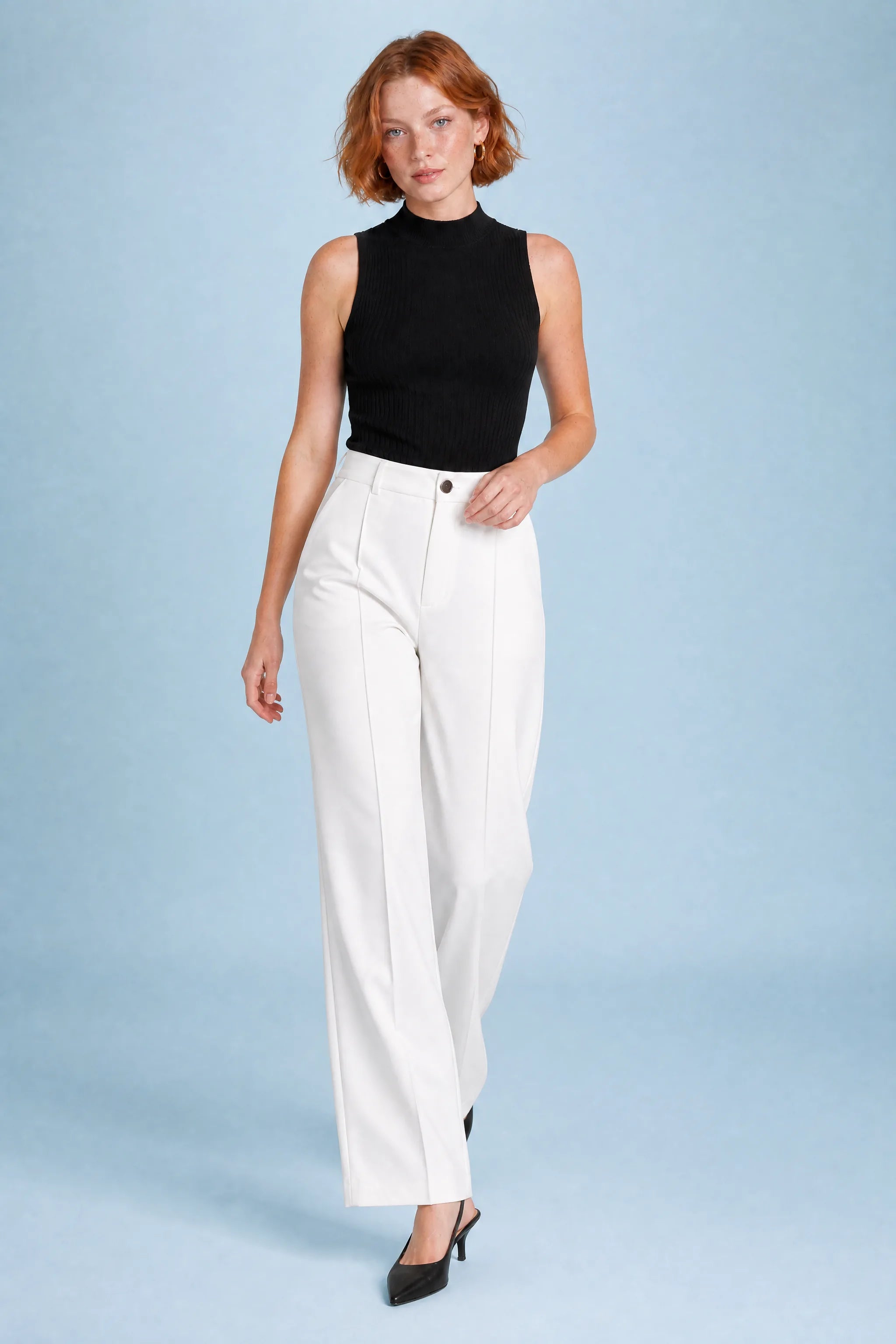 Pantalon de tailleur fluide taille haute | Vue en mouvement | Lounelle Paris