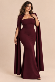 Robe longue bordeaux à encolure carrée et manches cape | Porté sur une autre silhouette | Lounelle Paris