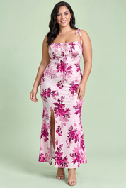 Robe longue fleurie rose à col carré | Porté sur une autre silhouette | Lounelle Paris