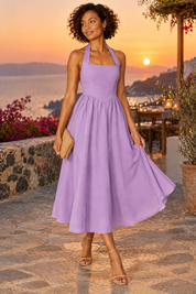 Robe midi patineuse violet clair à encolure américaine | Deuxième photo lifestyle | Lounelle Paris