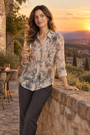 Chemise beige à imprimé floral | Deuxième photo lifestyle | Lounelle Paris