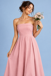 Robe midi évasée bustier — rose clair | Vue rapprochée | Lounelle Paris