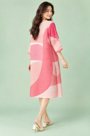 Robe midi trapèze plissée rose | Vue de dos | Lounelle Paris