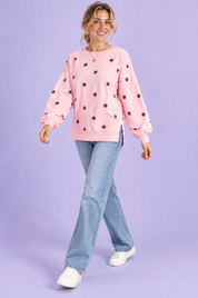 Sweat-shirt oversize rose à pois | Vue en mouvement | Lounelle Paris