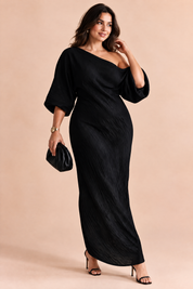Robe asymétrique noire à épaule dénudée | Porté sur une autre silhouette | Lounelle Paris