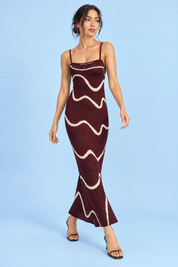 Robe longue rayée dos nu bordeaux | Vue en mouvement | Lounelle Paris