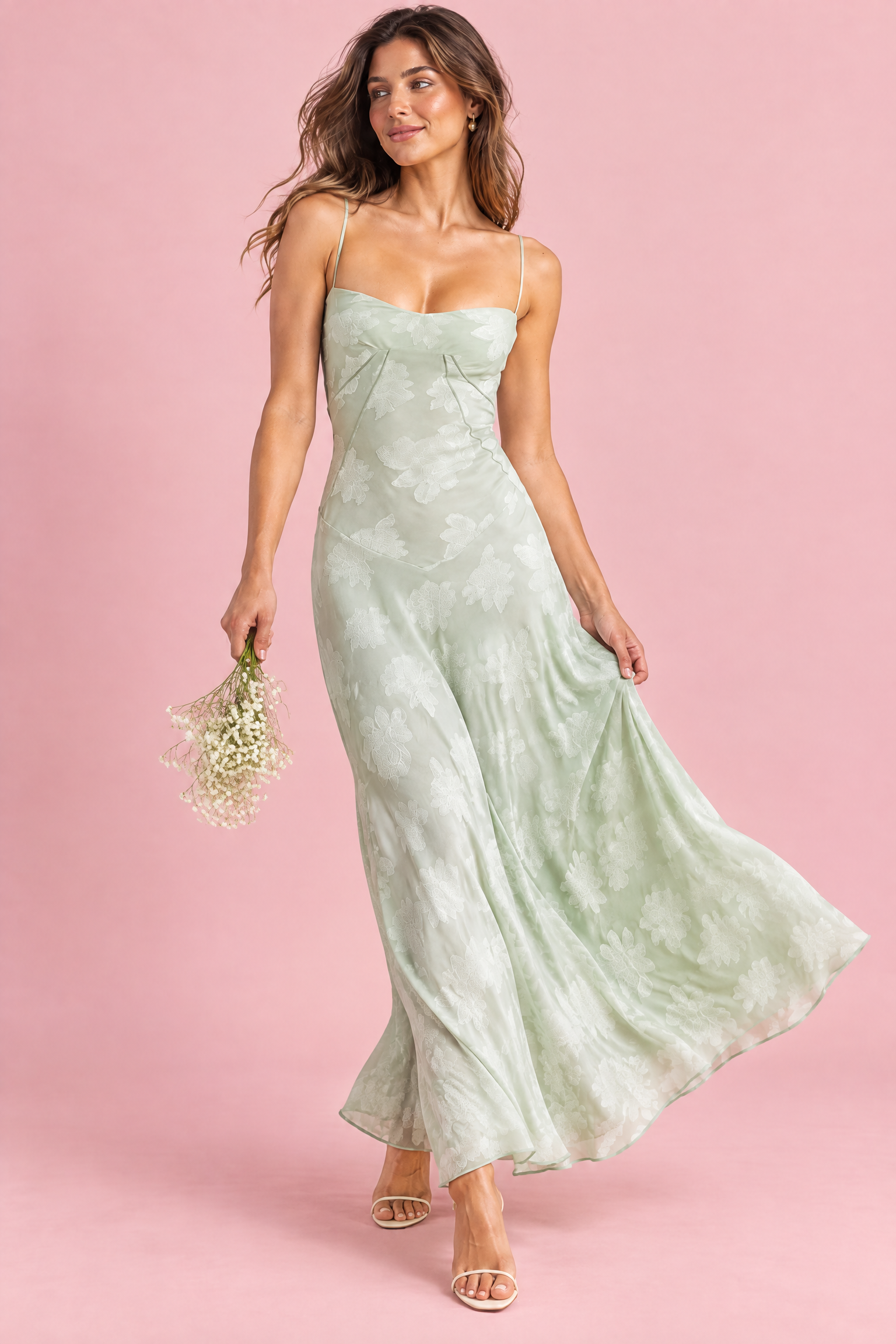 Robe longue fleurie vert clair | Vue en mouvement | Lounelle Paris