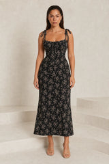 Floral fitted dress with open back
