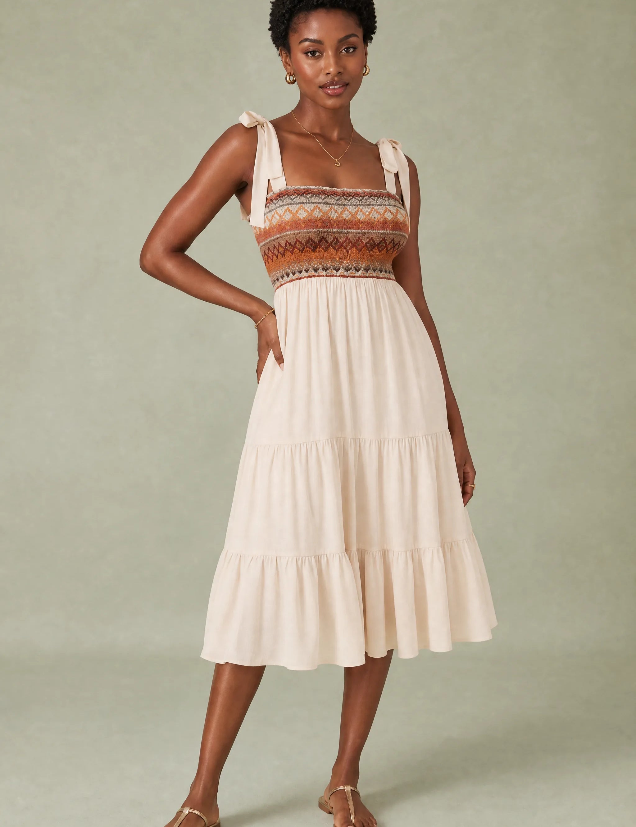Robe midi à bretelles smockée | Vue de face | Lounelle Paris