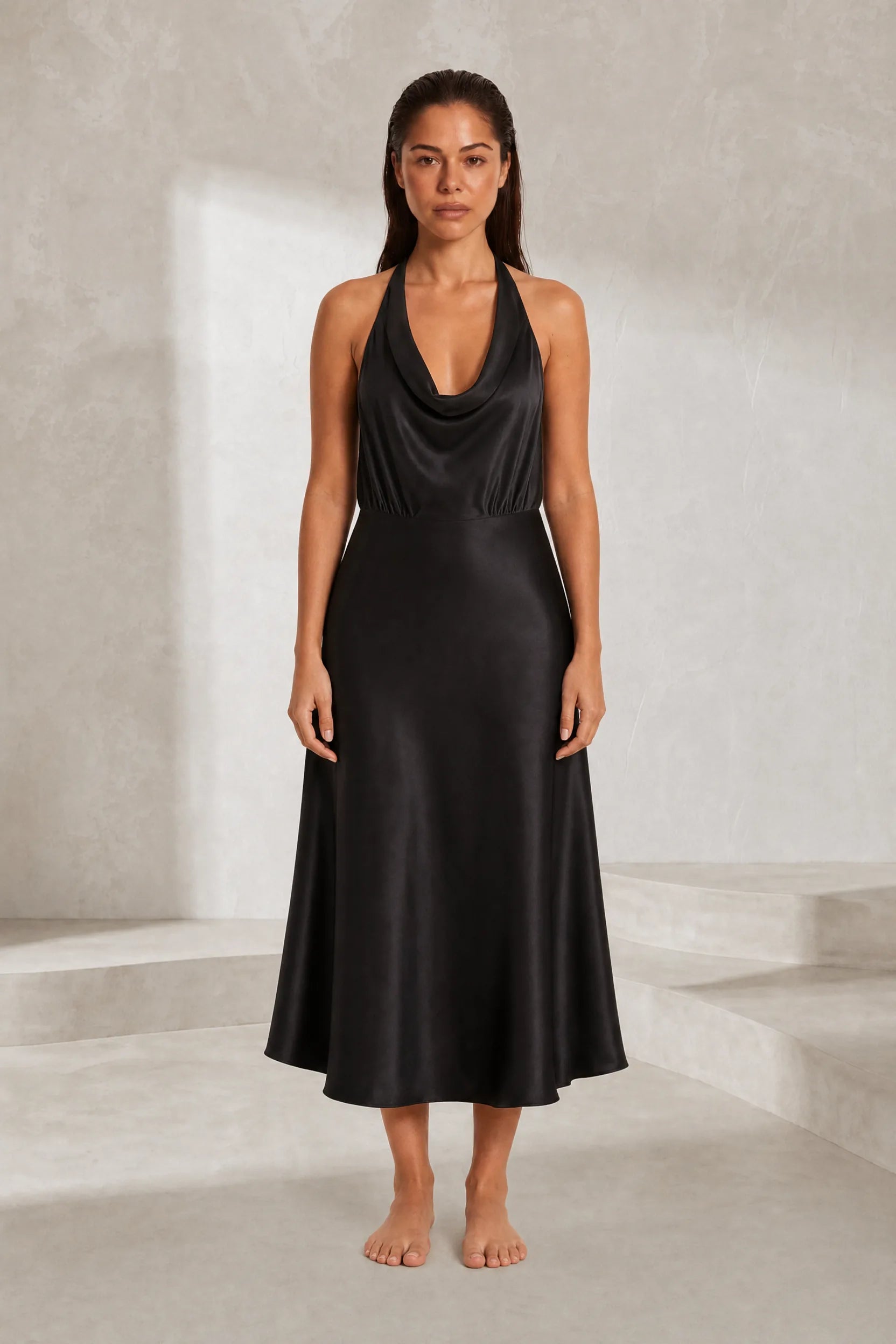 Robe noire col licou satinée | Lounelle Paris