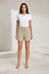Loose elastic waist shorts