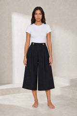 High-waisted black skort