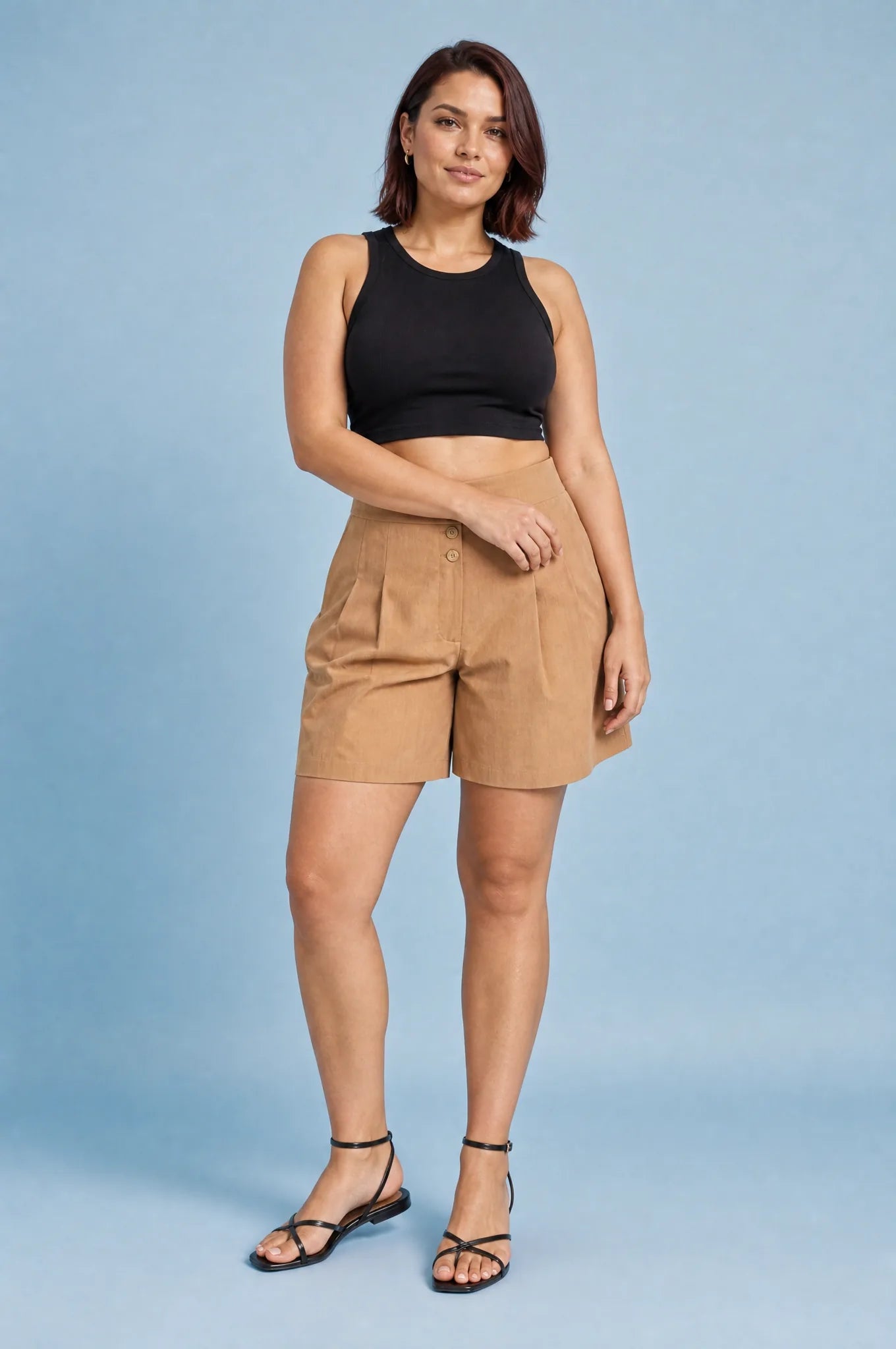 Short plissé taille haute | Porté sur une autre silhouette | Lounelle Paris